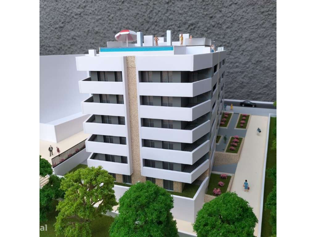 Apartamento T3, novo, varanda com churrasqueira; piscina e playgrou...-10