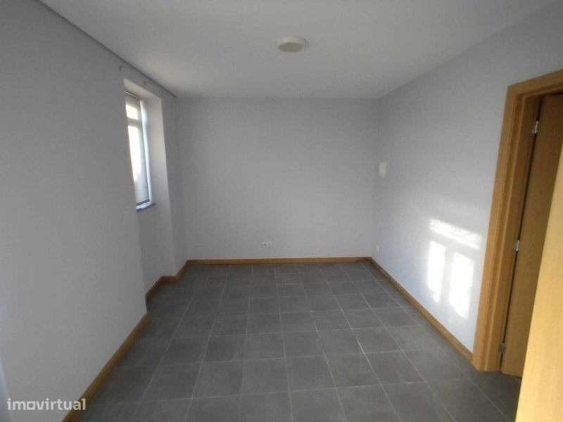 Apartamento T1 para Arrendamento – Rés do Chão - Grande imagem: 5/11