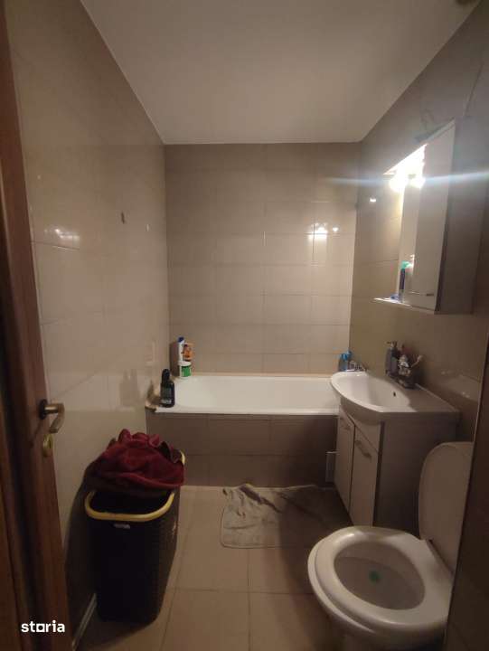 Apartament de 2 camere, 50 mp., zona Decebal-5