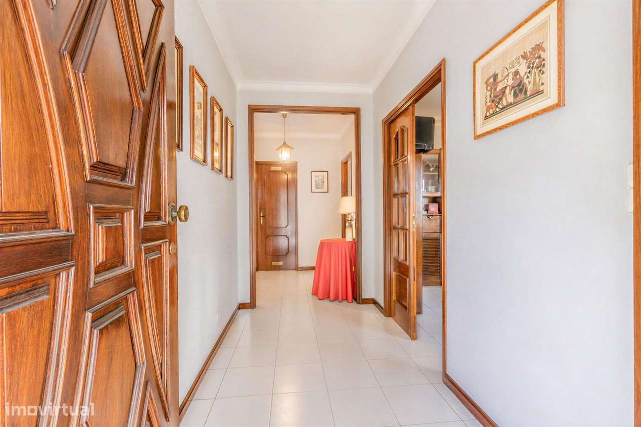 T3 | 113 m2 - Garagem fechada - Varanda - Centro da Maia-21