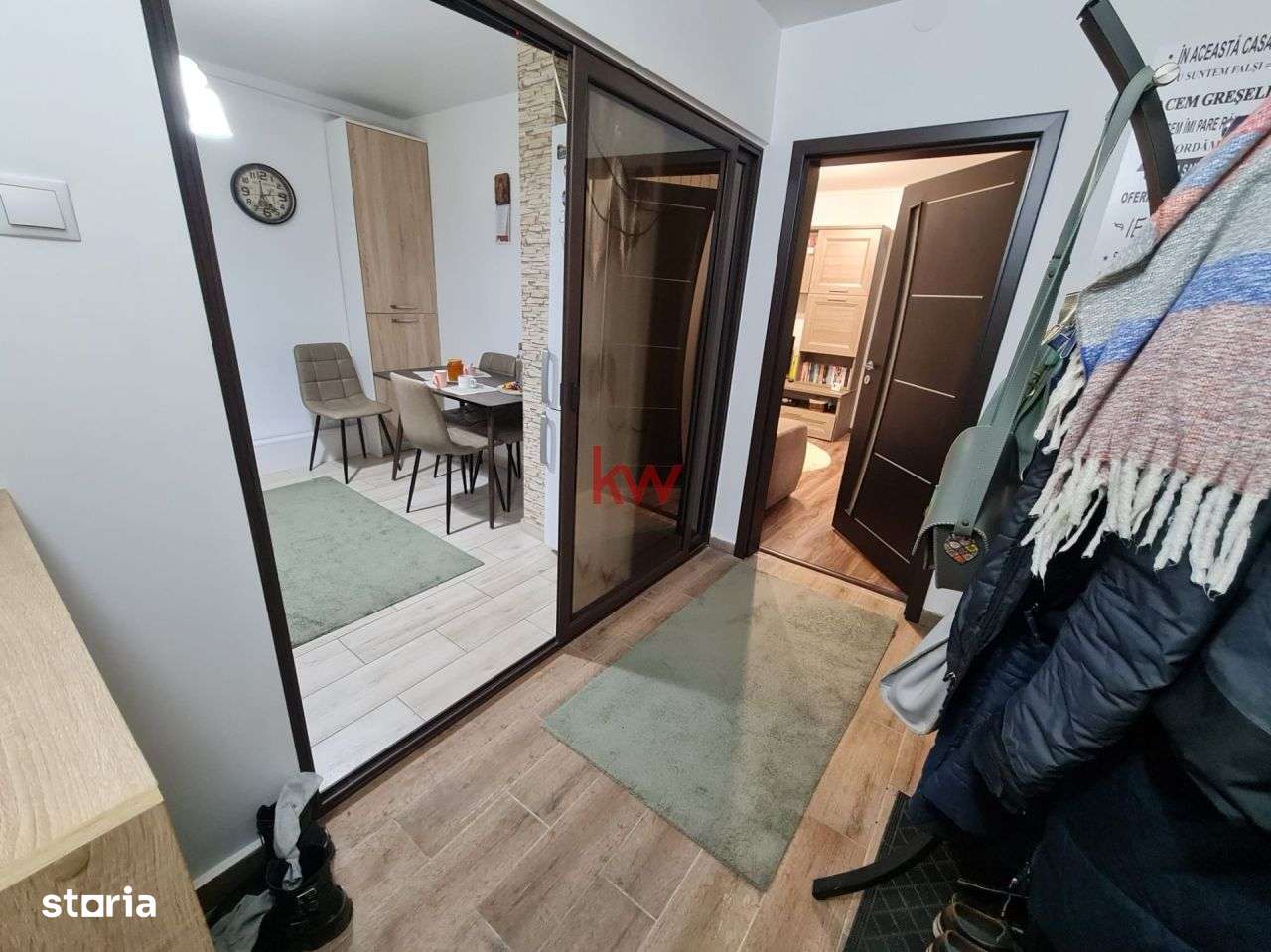 Apartament ultrafinisat cu balcon, la parter, in Pod de Piatra, fara r-2