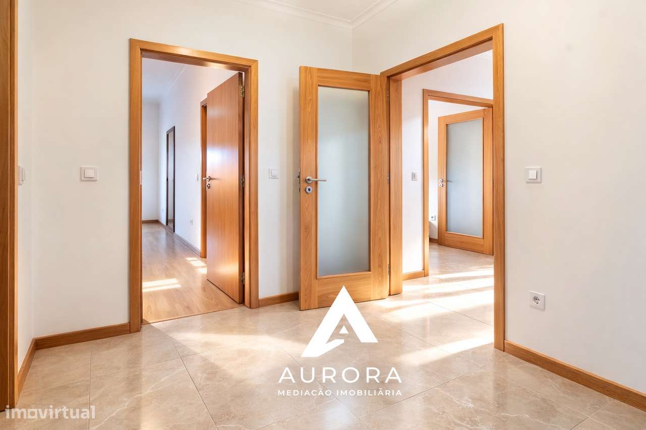 Apartamento T3 Venda em Oliveira de Azeméis, Santiago de Riba-Ul, Ul,-15