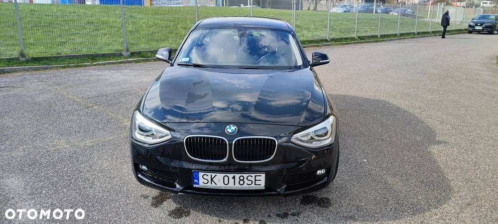 BMW Seria 1 116i Sport Line - 2