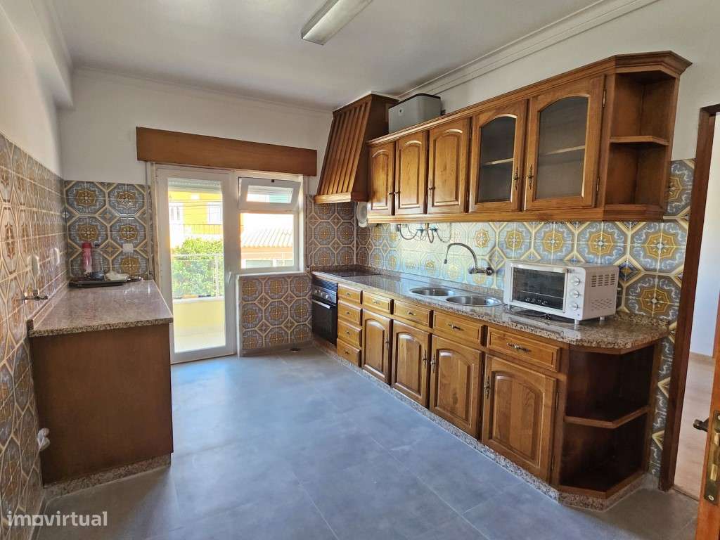 T1 - Remodelado - Caneças - Grande imagem: 4/9