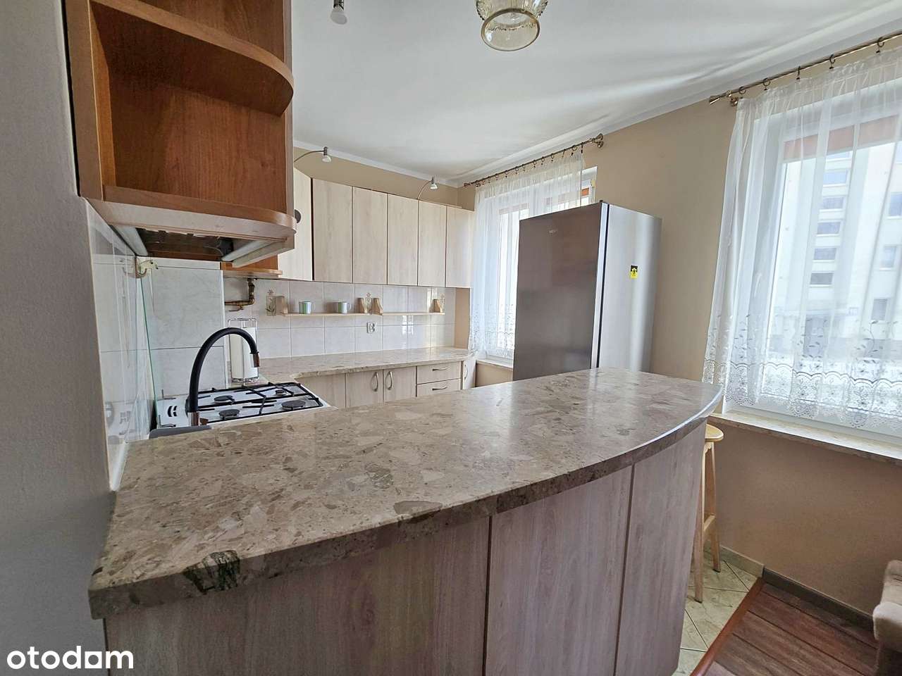 Dwa mieszkania - jedno i dwupokojowe, umeblowane. Blisko centrum.-6