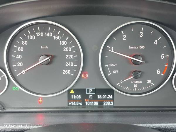 BMW 318 d Touring Auto - 9