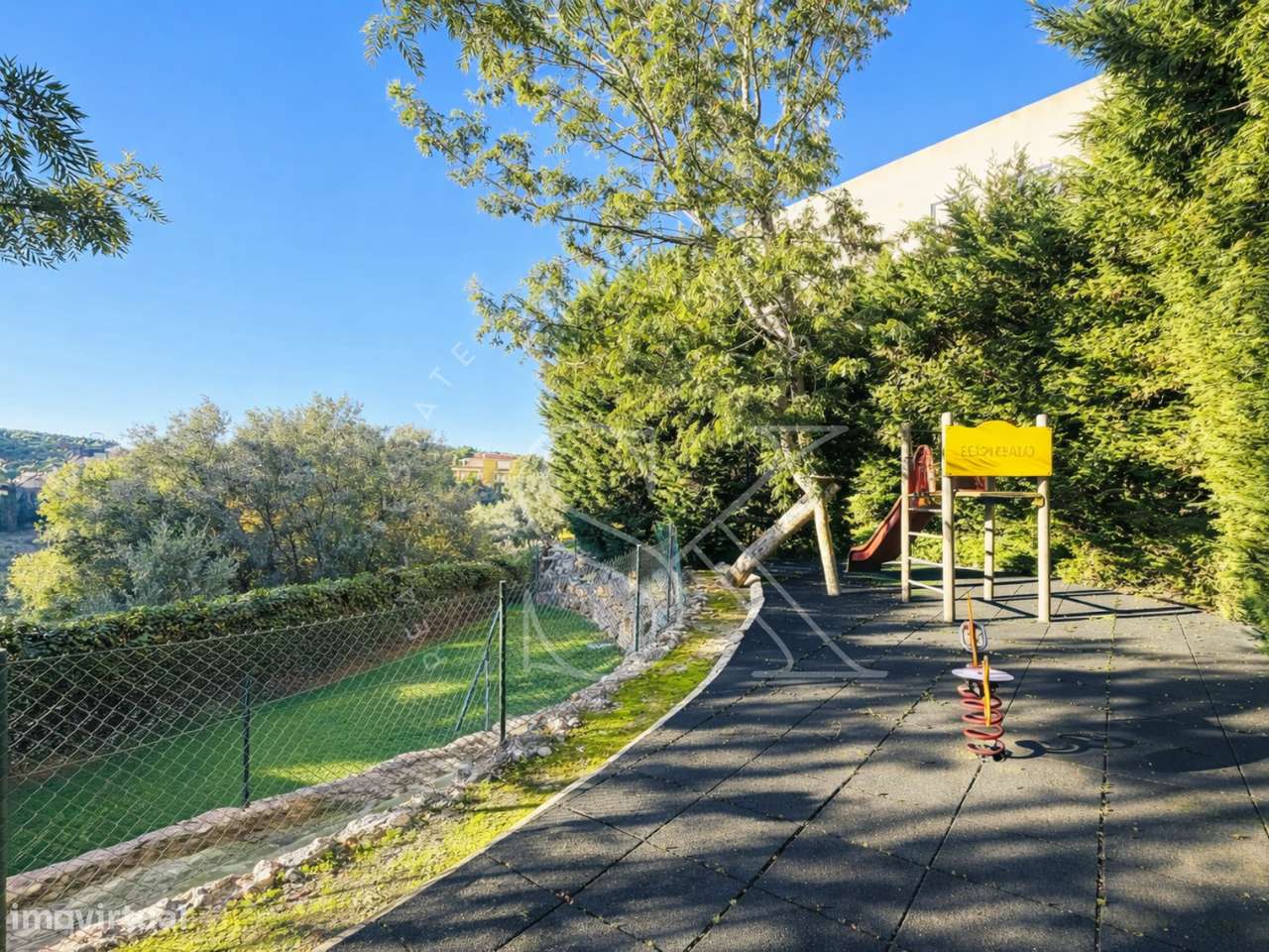 T2 em Condomínio |  Alcabideche-23