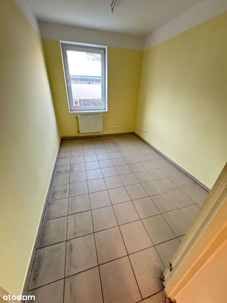 Lokal handlowo-usługowy z kawalerką - Pełny obrazek: 4/12