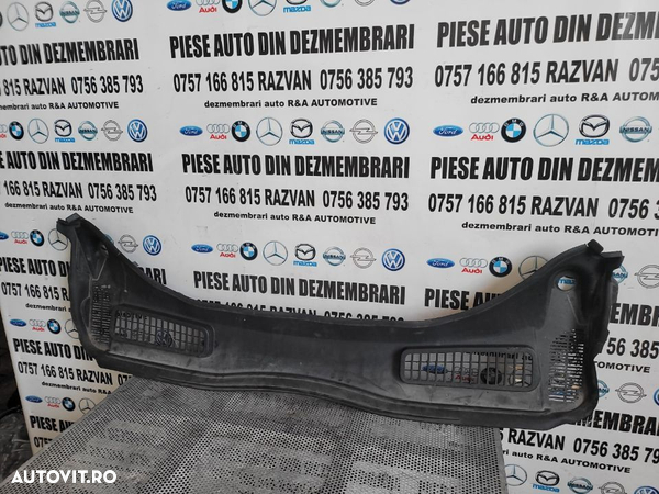 Grila Stergatoare Ford Kuga 2 II An 2014-2020 Volan Stanga Dezmembrez Ford Kuga 2 II 2.0 Tdci T7MA - 3