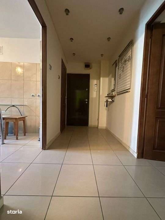 Spatios! Ap. 3 camere decomandat, zona Garii, etaj 2. - Imagine principală: 4/13