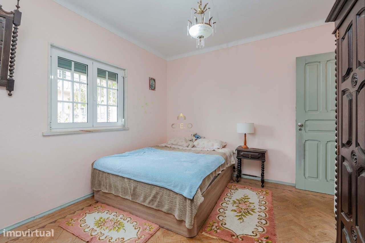 Moradia em Via Rara-3