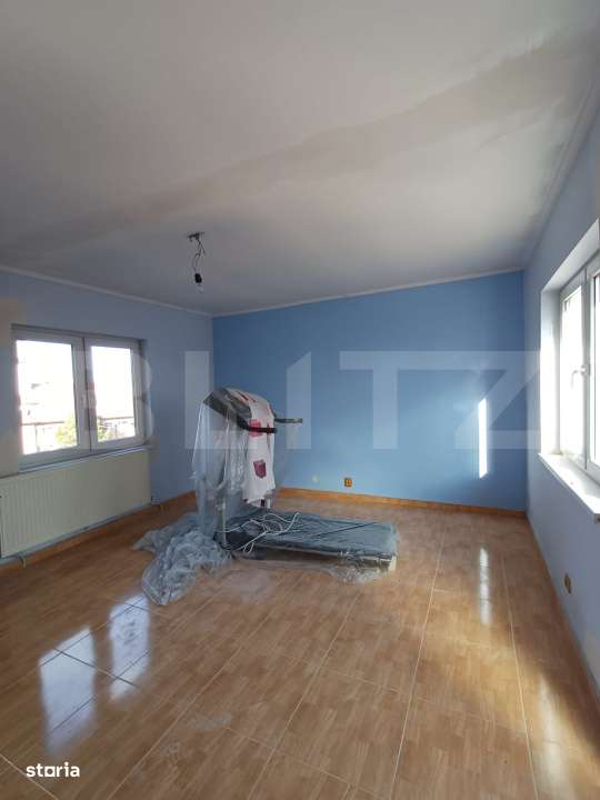 Apartament de vanzare, cu 3 camere, semidecomandat, 84 mp, zona Centra - Imagine principală: 4/12