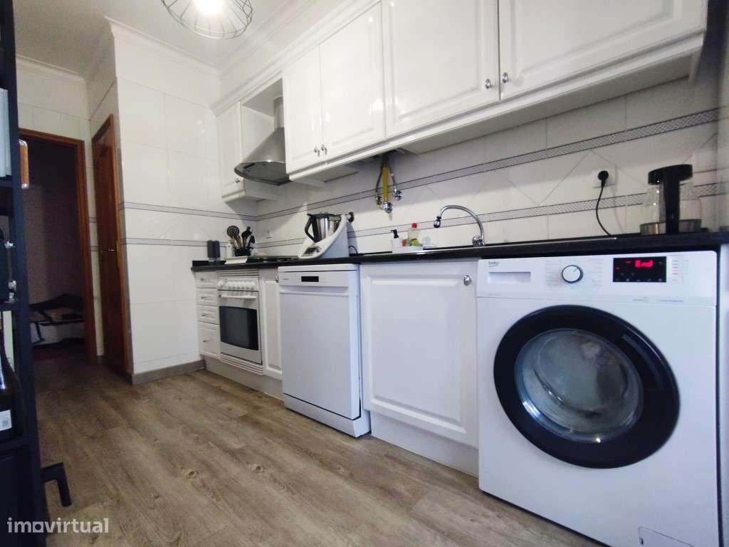 Apartamento T3 Renovado em São Marcos, Sintra-7
