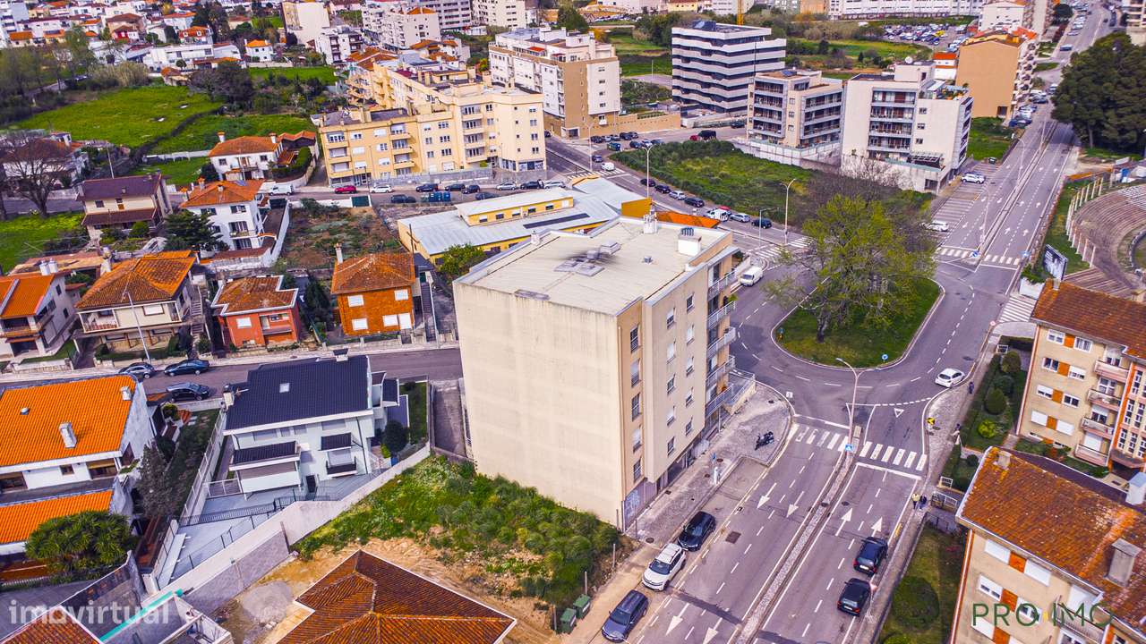 Apartamento T3 no Centro de São João da Madeira-41
