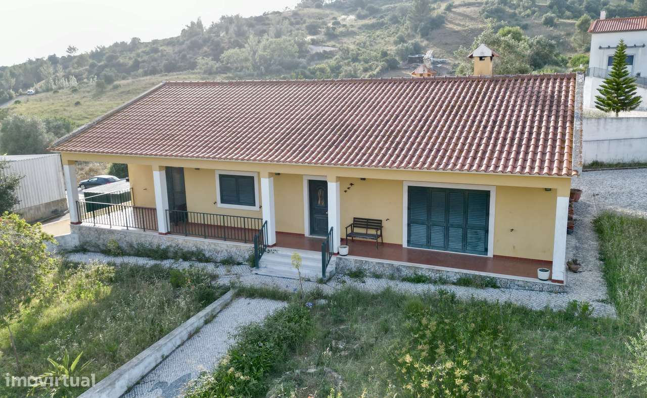 Moradia com terreno e árvores de fruto a 40mn de Lisboa-53