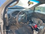 Dezmembrez Nissan Navara 2.5 DCI D40 - 5