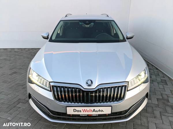 Skoda Superb Combi 2.0 TDI 4X4 DSG Style - 8