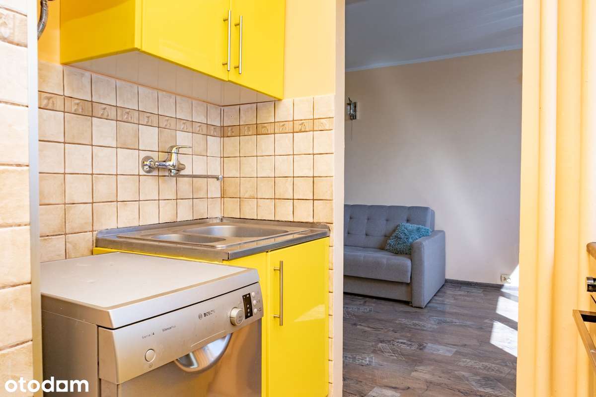 Kompaktowa kawalerka w bardzo dobrej cenie. Mieszkanie 36m/ Bieruń-9