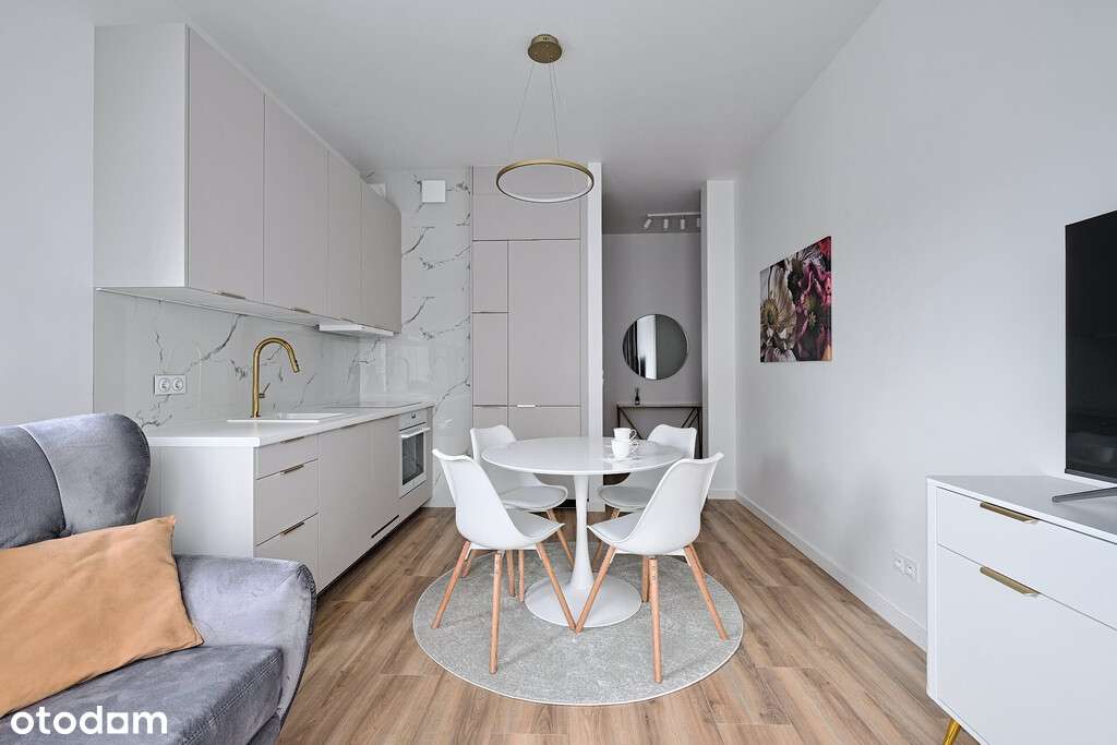 Dwustronne, wysokie, 2- balkony - Pełny obrazek: 4/19