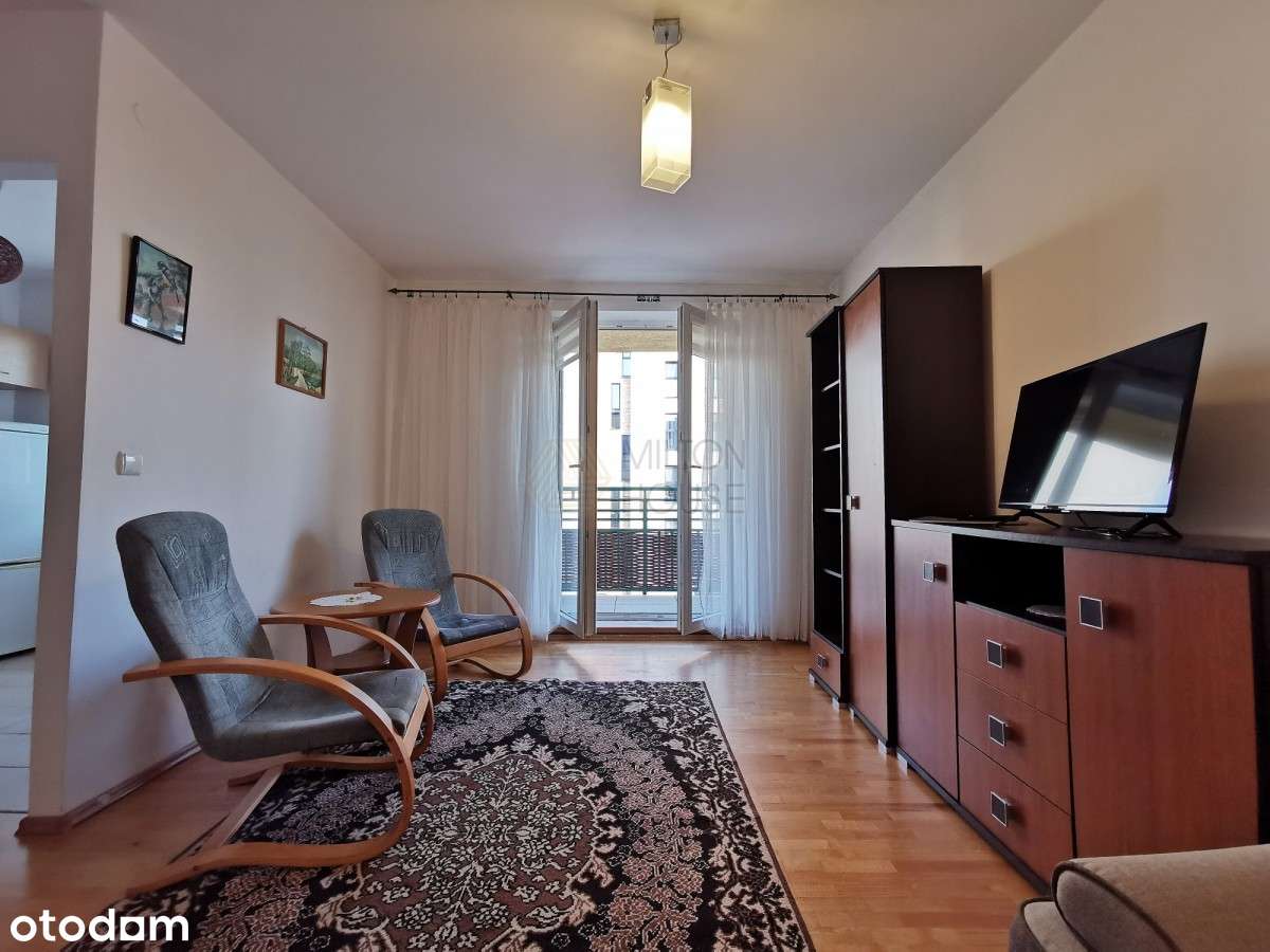 Mieszkanie z balkonem, umeblowane, parking w cenie - Pełny obrazek: 1/9