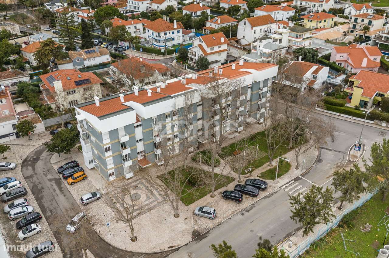 T3 Renovado a 5 Minutos da Praia, São João do Estoril-2