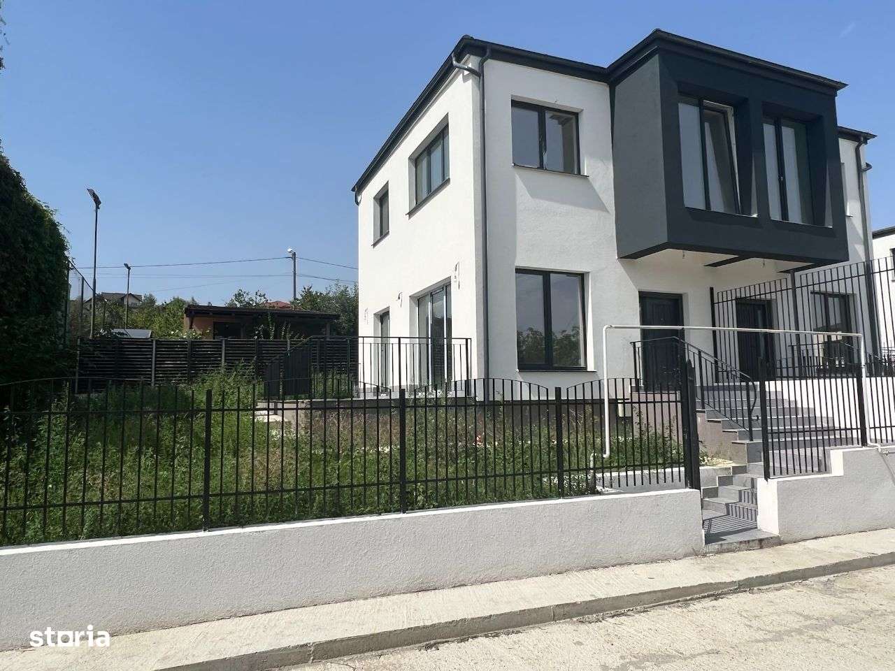 ASFALT!CANALIZARE!Bine pozitionata!Incalz. pard.!Vila Bucium-Barnova - Imagine principală: 4/13