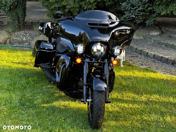 Harley-Davidson Touring Street Glide - 12