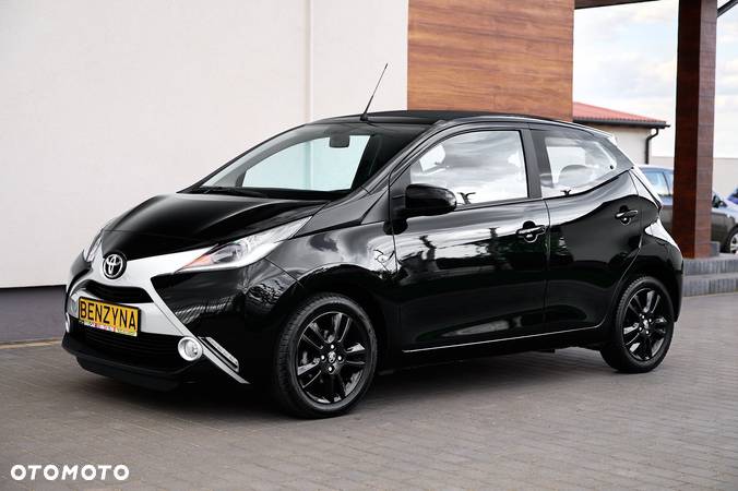 Toyota Aygo x-wave - 6