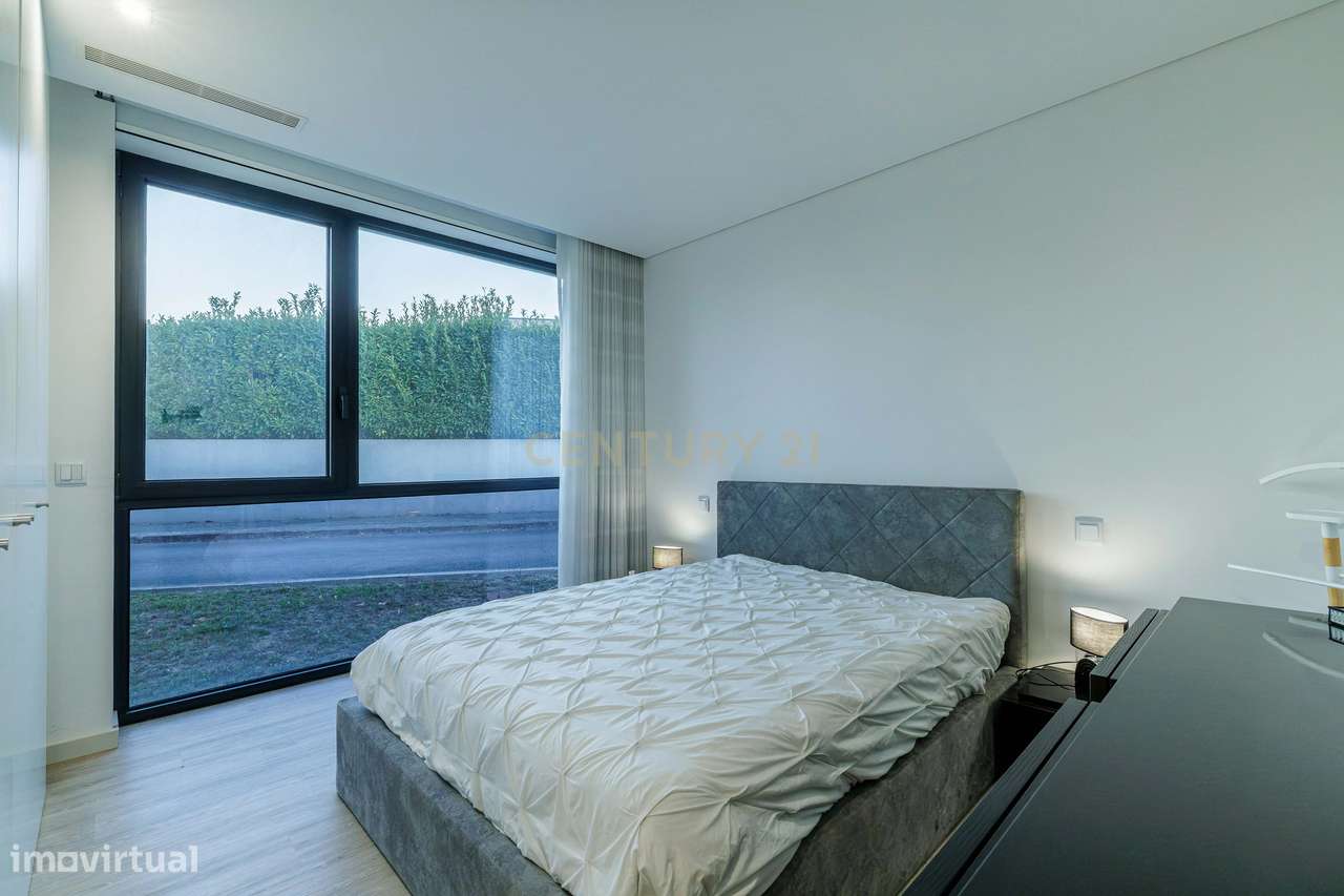 Apartamento Premium em Nogueira e Silva Escura, Maia-27