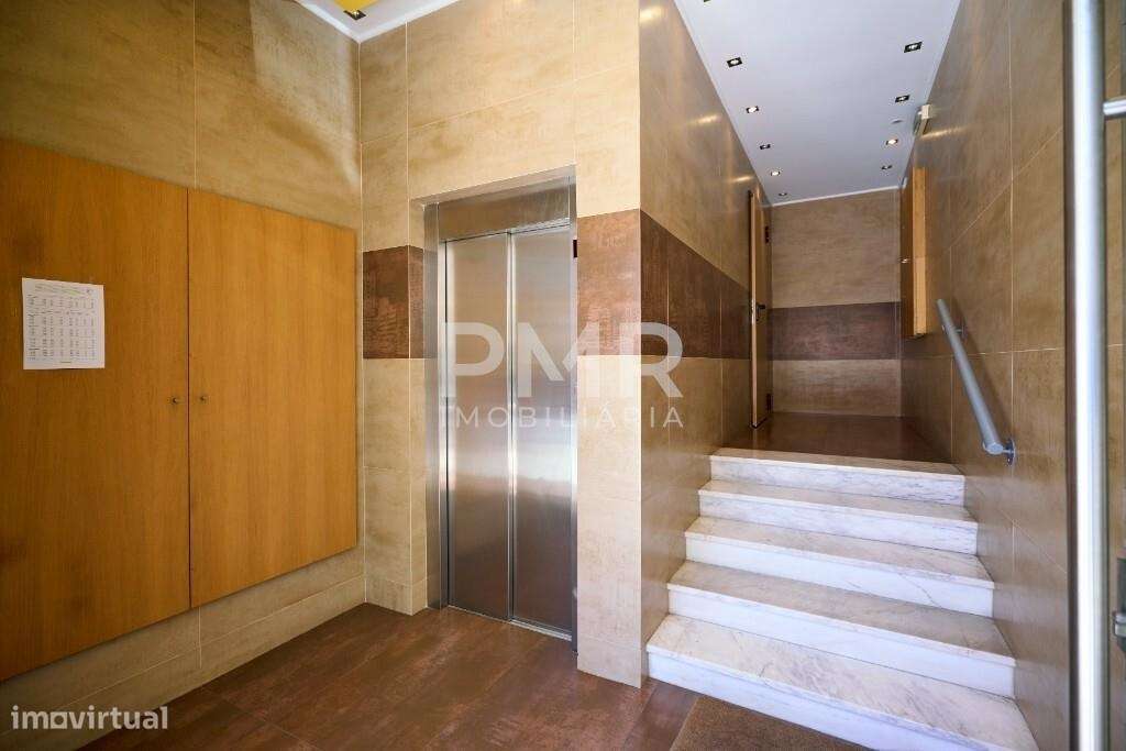 Apartamento T3 na Amora-24