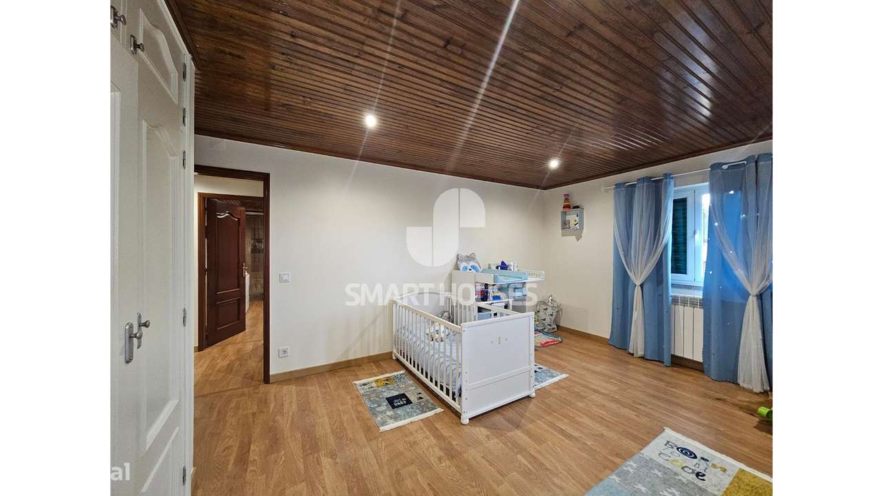 Moradia T4 Poços c/ terreno-29