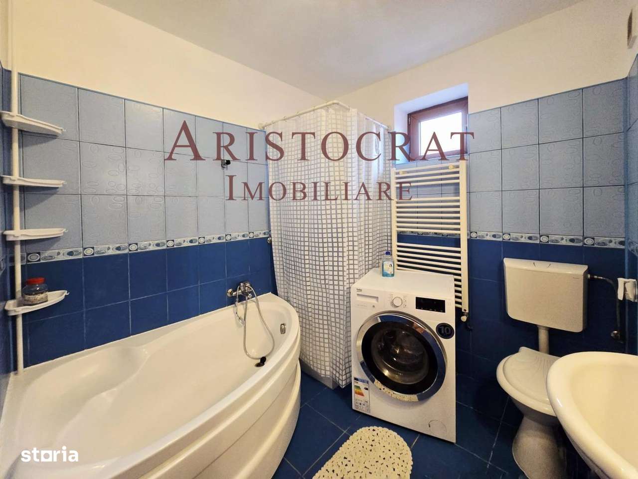 Vila 5 camere cu piscina-9