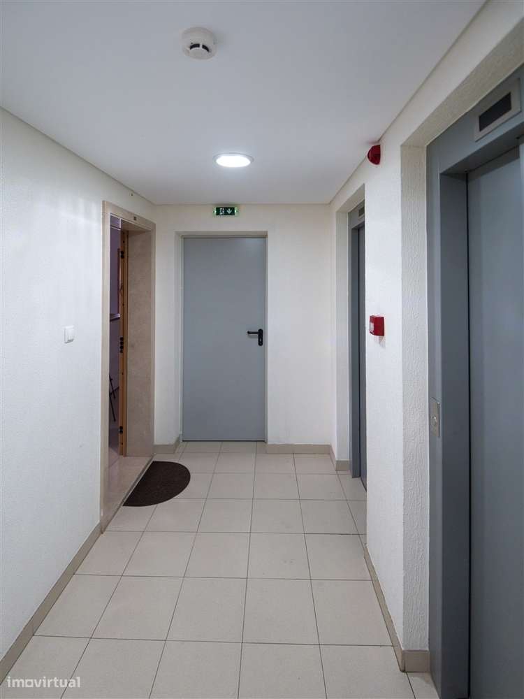 Apartamento T2 Venda em Póvoa de Santo Adrião e Olival Basto,Odivelas-33