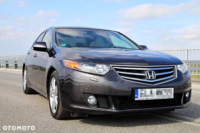 Honda Accord 2.2d Executive - 11