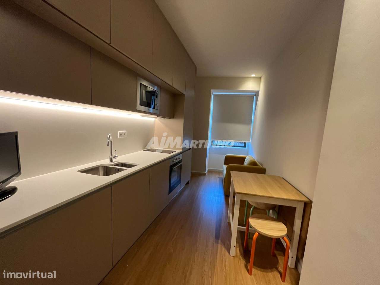 T0+1; DUPLEX, Porto, Praça Leões - Grande imagem: 2/10