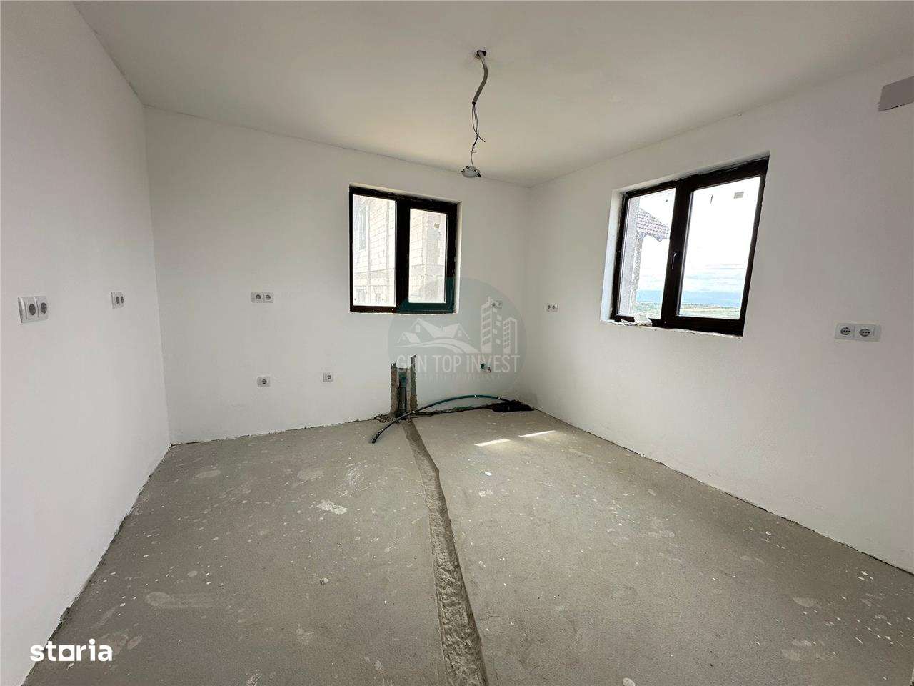 Casa 4 camere terasa garaj  Sura Mare - Imagine principală: 4/7