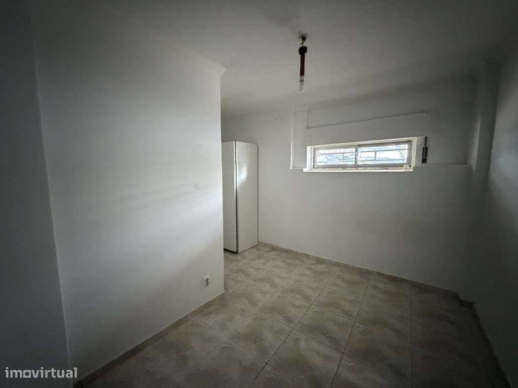 Apartamento T1+1 Venda Amadora-7