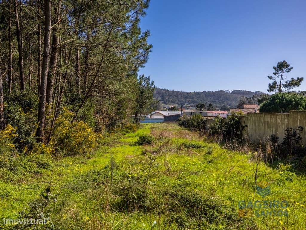 Terreno em Famalicão, perto da Praia da Nazaré - Grande imagem: 2/9