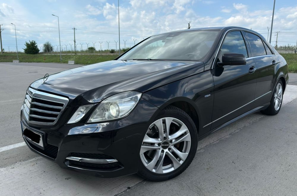 Mercedes-Benz E W212 [2009 - 2016] 250 CDI DPF 4Matic BlueEFFICIENCY 7G-TRONIC Avantgarde 2012