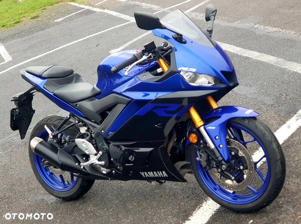 Yamaha R3 - 11