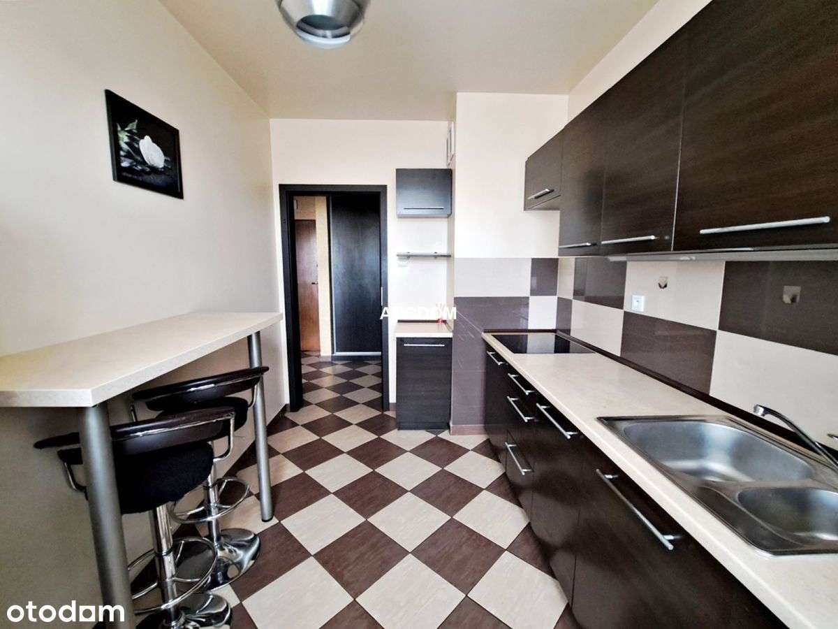 Płaszów - dwa pokoje, jasna kuchnia, 1 piętro-6