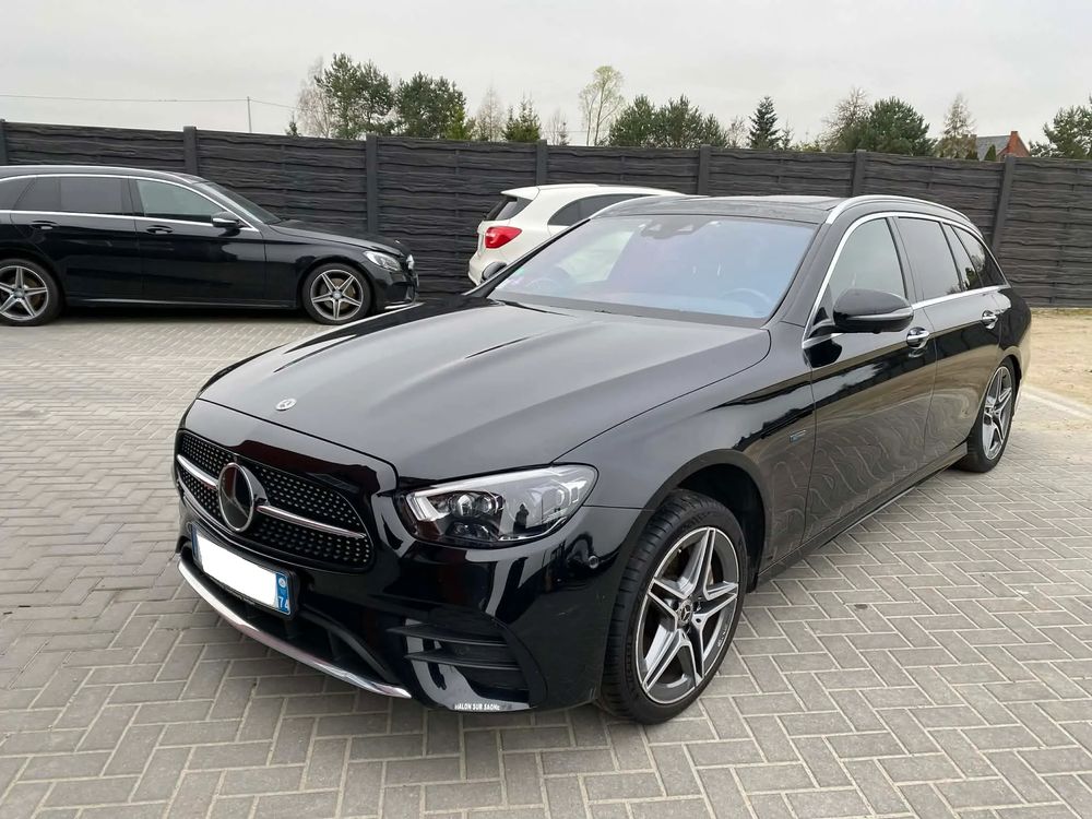 Mercedes-Benz E W213 300 de 9G-TRONIC AMG Line 2021