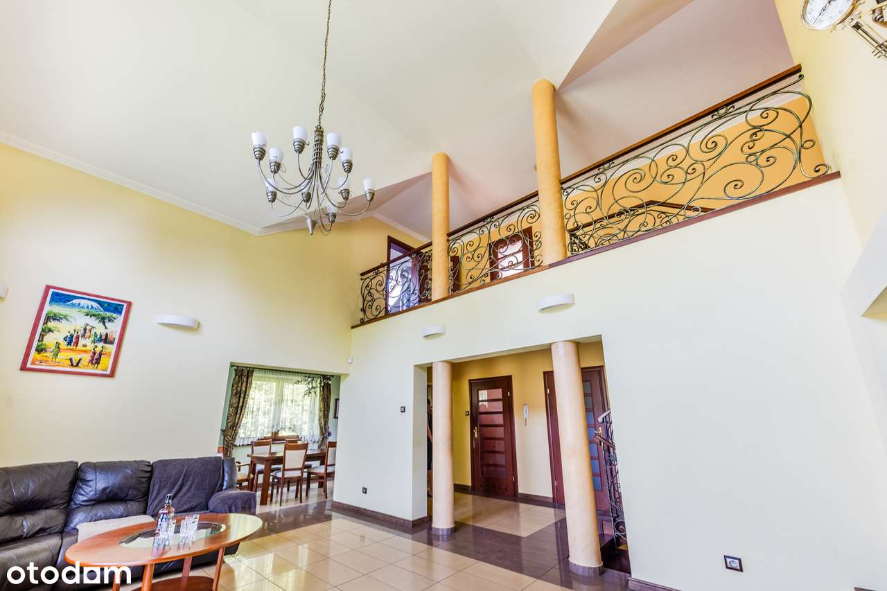 Wyjątkowy dom w Ludwikowie-3