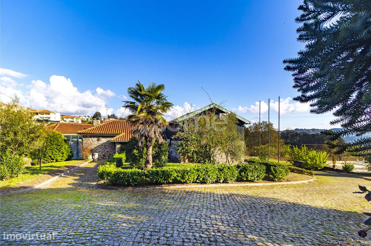 Quinta de Calvos, Balteiro - Guimarães - Grande imagem: 4/45