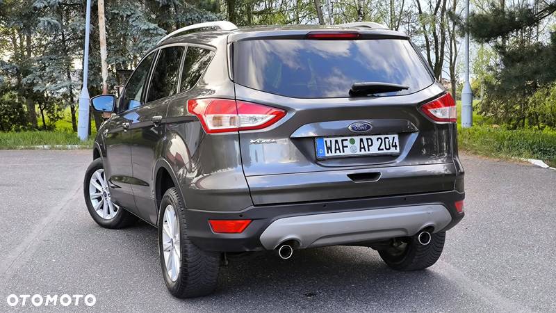 Ford Kuga 2.0 TDCi 4x2 Titanium - 10