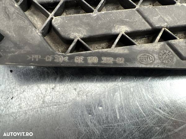 Suport far stanga Ford Fiesta MK7  Benzina 1.25 Manual, 82hp - 2