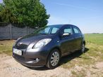 Toyota Yaris 1.3 VVT-i Sol - 1