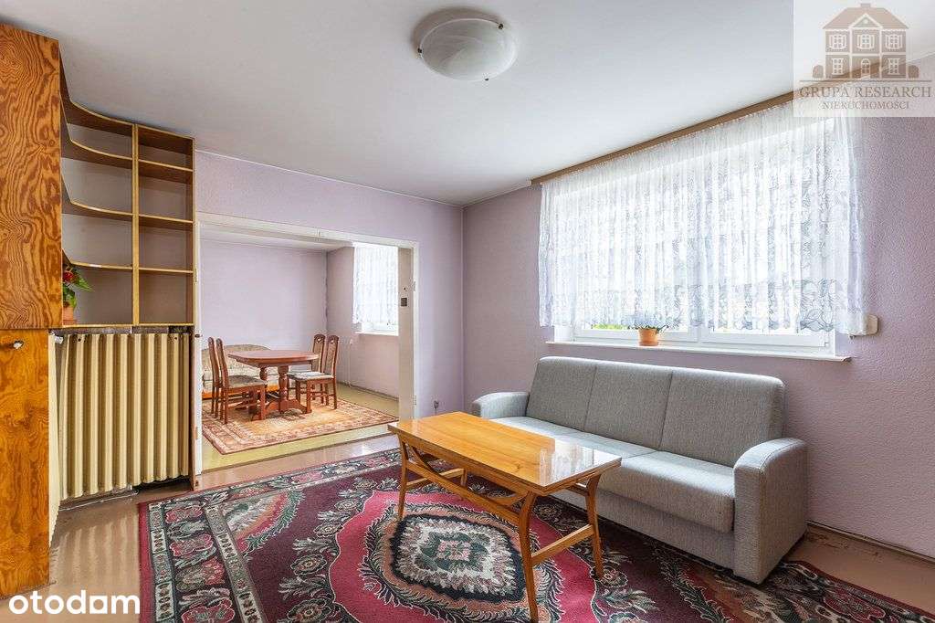 Dom z dwoma mieszkaniami i dużą działką-14