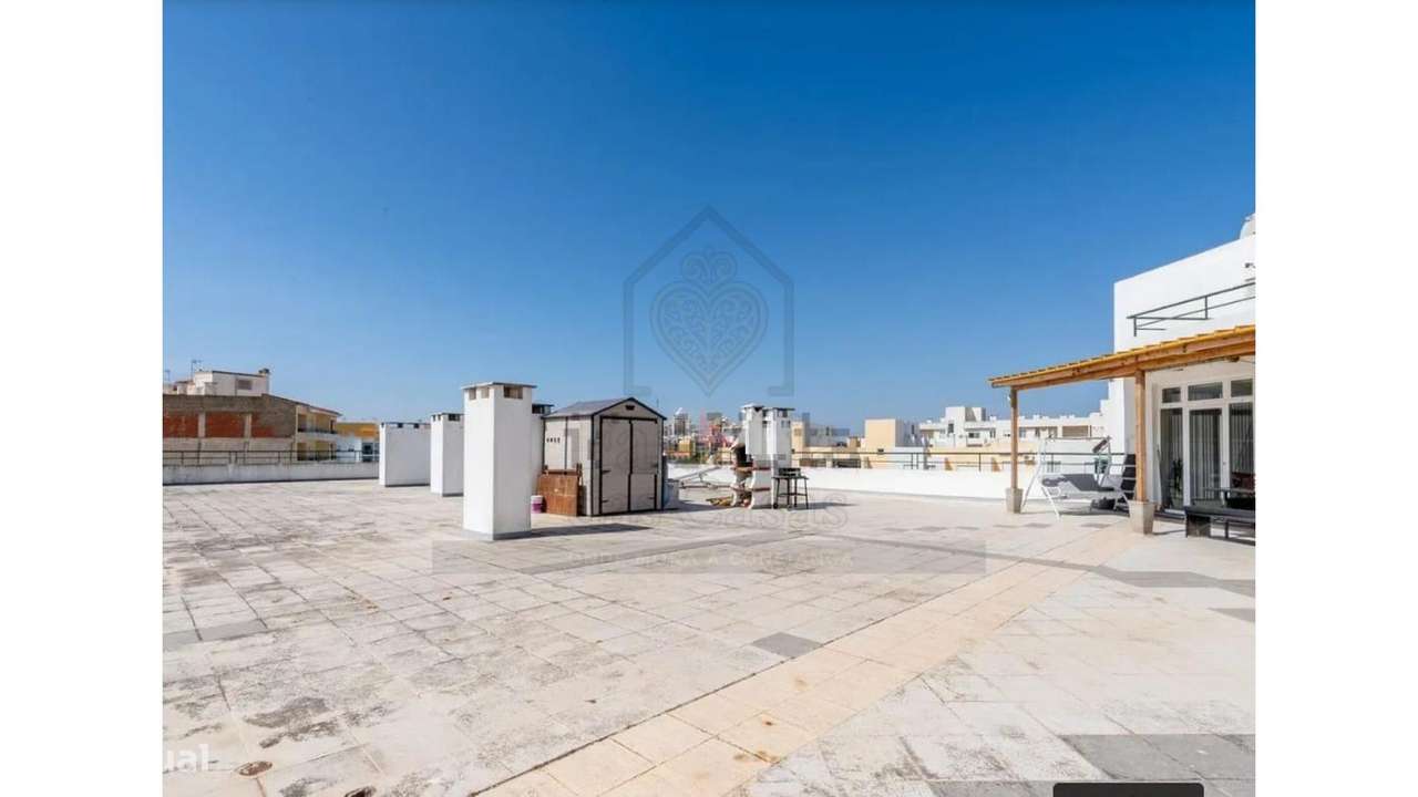 Penthouse Armação de Pêra com terraço-5