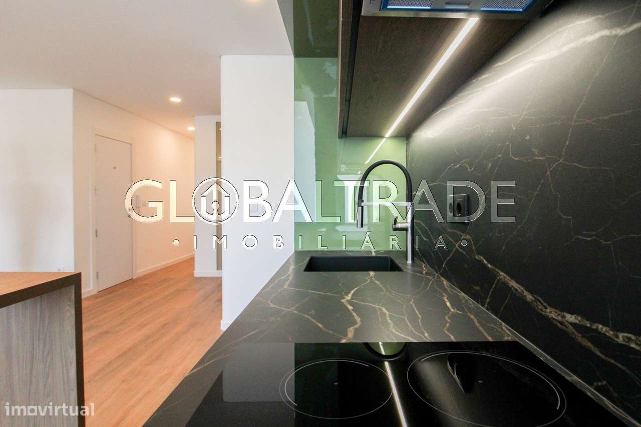 Apartamento T2 Renovado em Leça do Balio-10